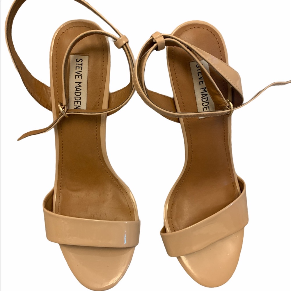 Steve Madden Nude Heels